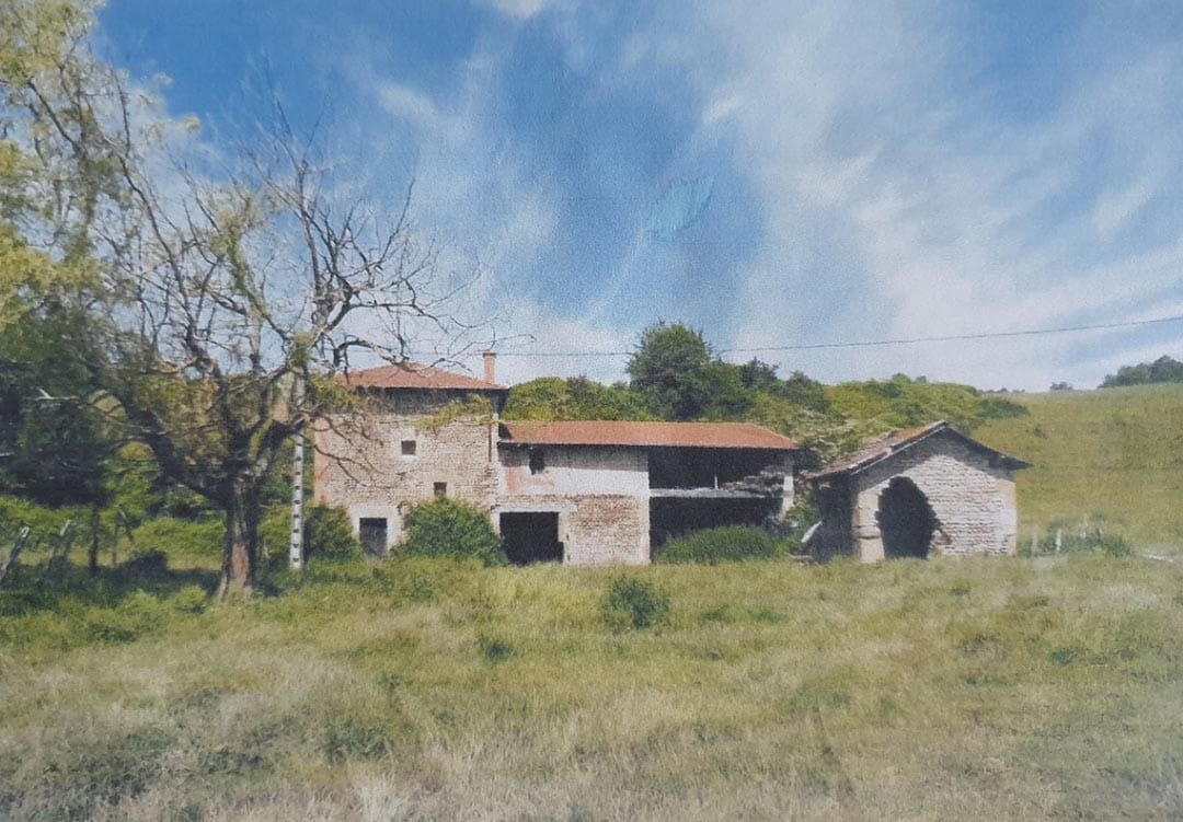 Le Charaix before 2016 Huis in 2015 van voor de renovatie